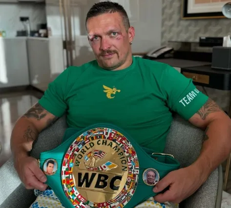 Oleksandr Usyk, campeão peso pesado