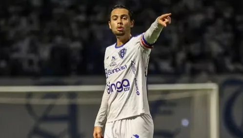 Volante rescinde com Paysandu e cobra valor milionário na Justiça