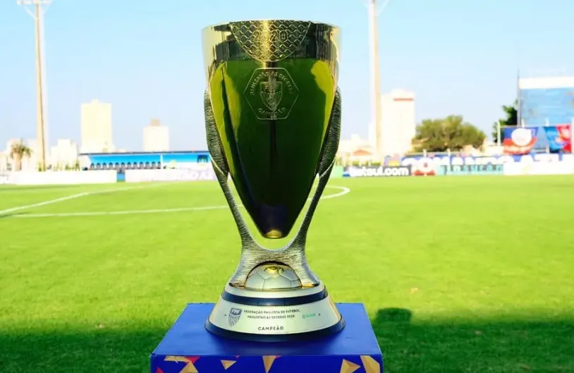 Taça de campeão da Série A2 do Campeonato Paulista — Foto: Rodrigo Corsi/Paulistão