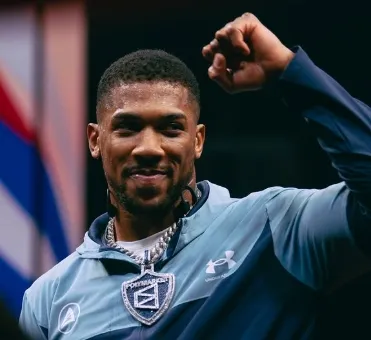 Joshua venceu a luta contra Jake Paul