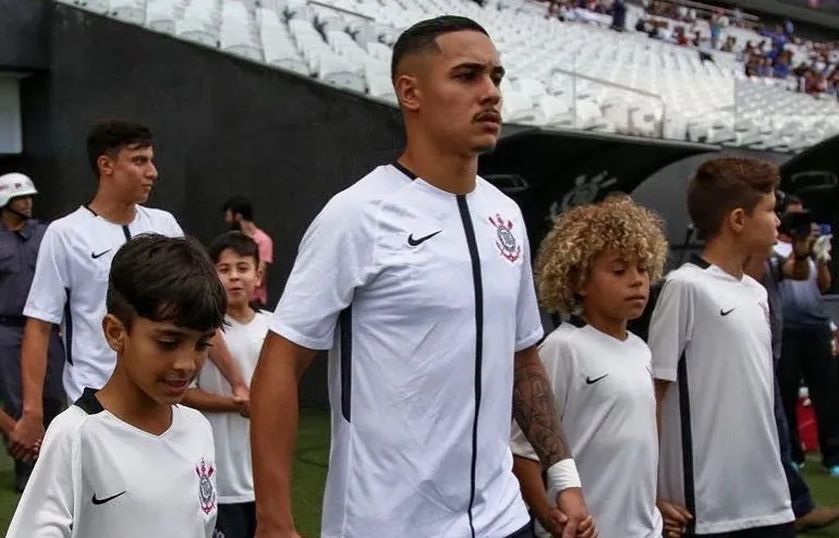O jogador, um dos destaques da geração da Copa São Paulo, estava no futebol italiano. Foto: Reprodução / Instagram