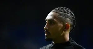 Simeone se rende a Raphinha após vitória do Barcelona: 'Não sei como não ganhou a Bola de Ouro'