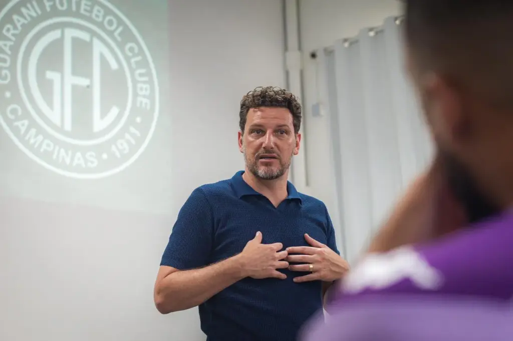 Elano, coordenador de futebol