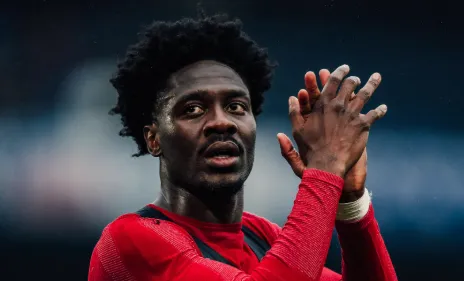 Zagueiro revela affair com mulher de jogador