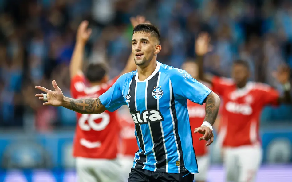 Grêmio prepara barca e encaminha saída de Cristian Olivera