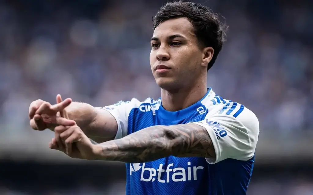 Cruzeiro recusa oferta milionária do West Ham por Kaio Jorge