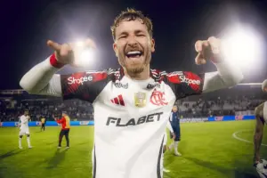 Léo Pereira, do Flamengo,  vibra com 'melhor fase da carreira'