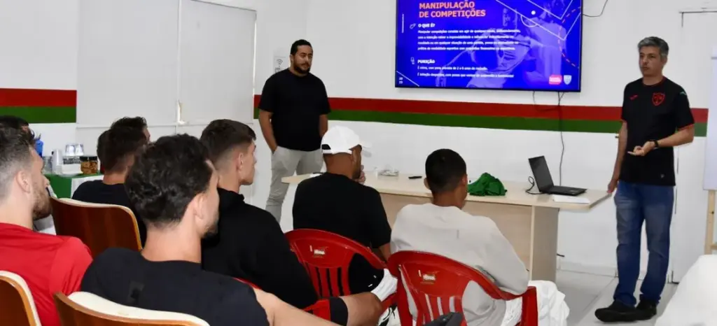 Portuguesa e FPF realizam curso de prevenção nesta semana