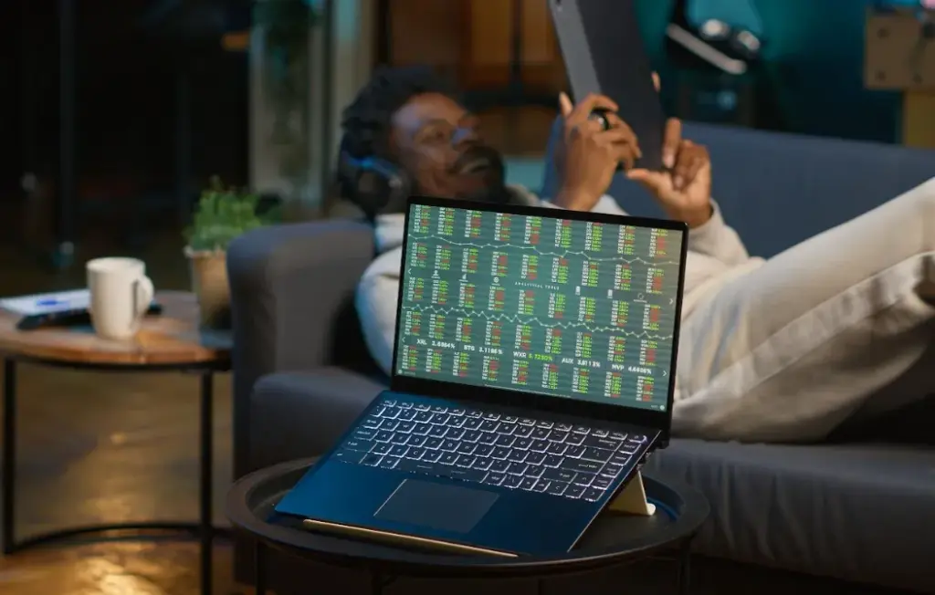 Como acompanhar os jogos do seu time com transmissões em canais tão diversos?