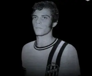 Adeus a Manfrini, cuja história foi iniciada na Ponte Preta