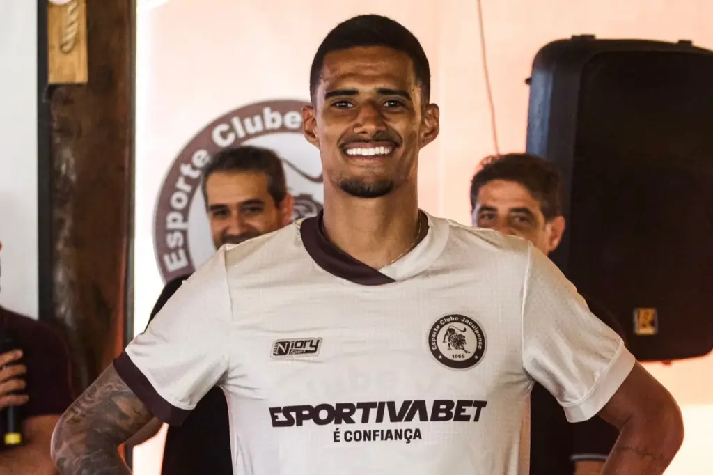 Jacupa lança uniformes da temporada 2026 e apresenta patrocinadores