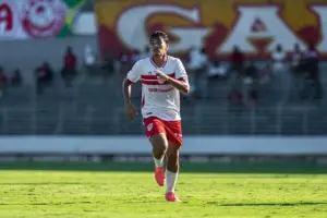 Guarani encaminha acerto com 6º reforço para 2026