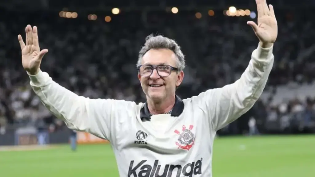 Com a presença do craque Neto, futebol solidário promete casa cheia na Arena Plínio Marin 2 w6AzGxfD image