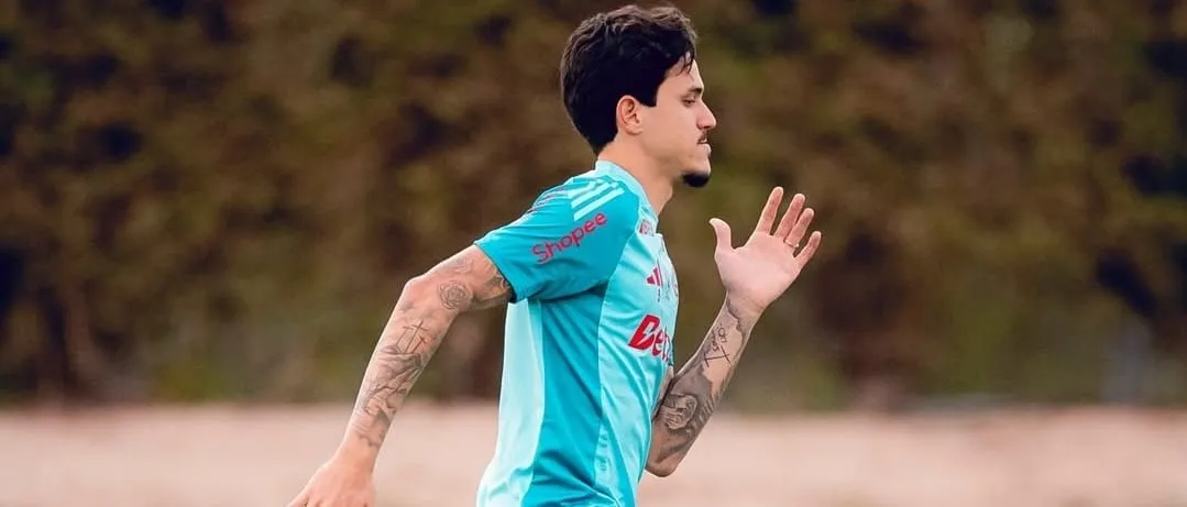 Pedro durante treino do Flamengo (Foto: Adriano Fontes-CRF)
