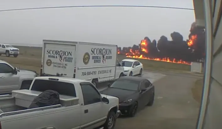 Luto! Piloto da Nascar e família morrem em acidente aéreo nos Estados Unidos