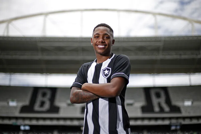 Luis Phelipe é o novo reforço da Ponte Preta - Foto: Divulgação/Botafogo