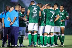 Guarani sofre para segurar resultados com Matheus Costa