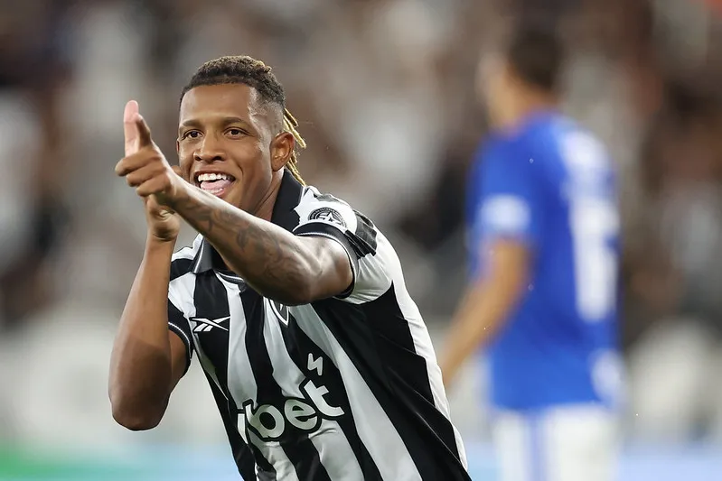 BRASILEIRÃO: Botafogo goleia o Cruzeiro e começa na liderança (Foto: Vítor Silva/Botafogo)