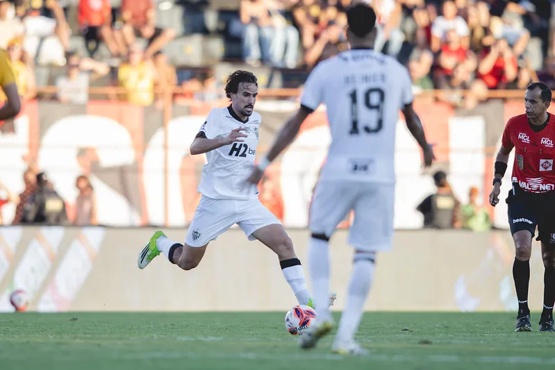 MINEIRO: Atlético-MG vence o Pouso Alegre de virada