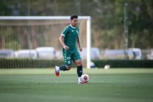 Guarani renova contrato com joia da base até 2027