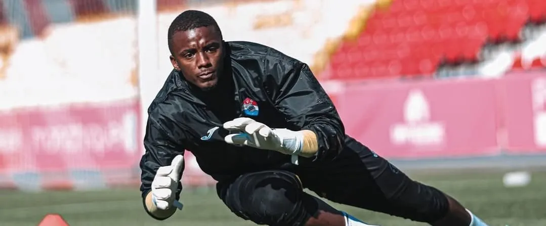 Andrew durante treino (Foto: Divulgação-Gil Vicente)