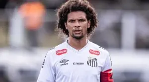 Santos: Willian Arão supera lesões, vira capitão e assume protagonismo