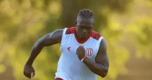 Athletico contrata Edwuin Cetré, estrela do argentino