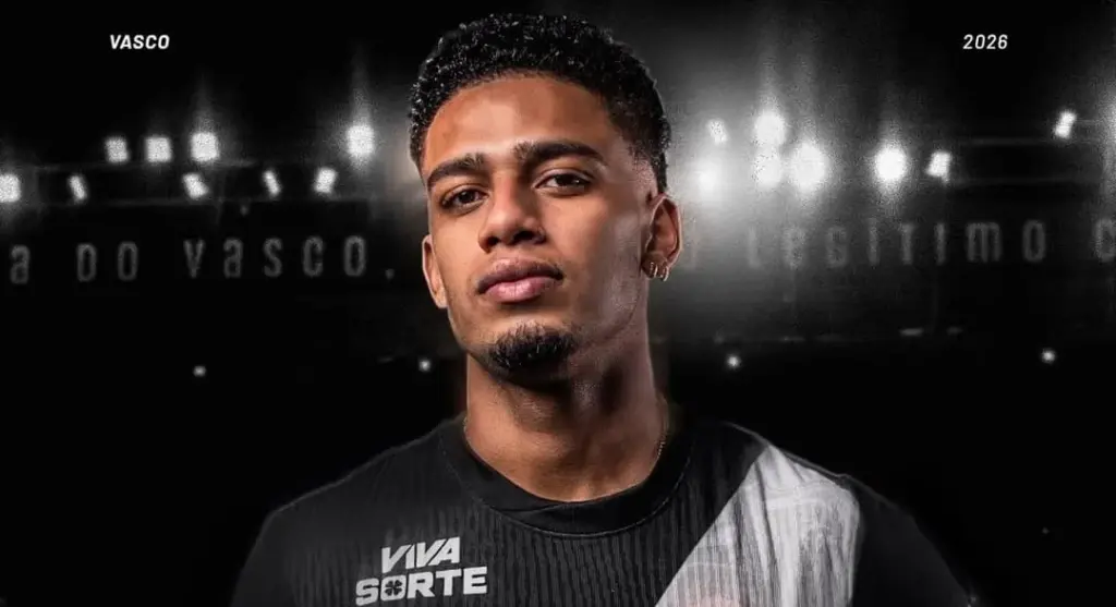 Vasco oficializa a contratação do atacante Brenner