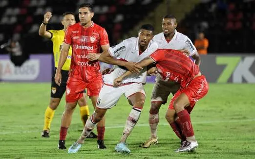 Botafogo 1 x 1 Noroeste - Após chuva, tudo igual no placar