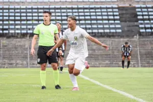 BRASILIENSE: Samambaia desencanta e vence Ceilândia