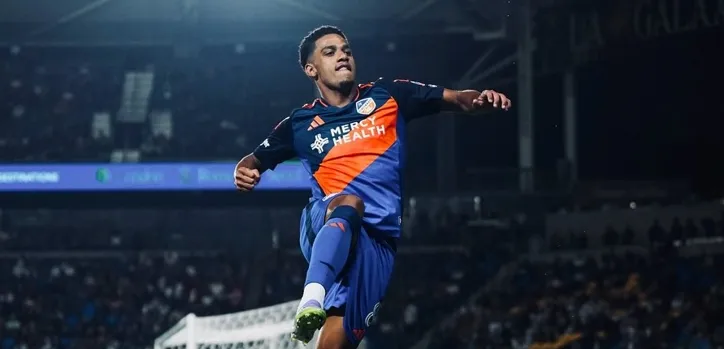 Vasco faz proposta oficial por Brenner e tenta acordo com a Udinese