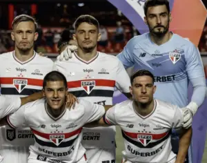 São Paulo encara maratona e pressão com Brasileiro e risco no Paulista