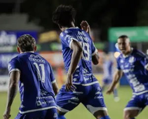 MINEIRO: URT, América e North defendem a liderança