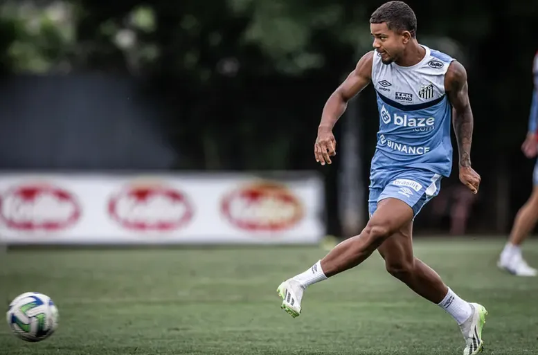 Kevyson é o novo reforço da Ponte Preta - Foto: Raul Baretta/Santos FC