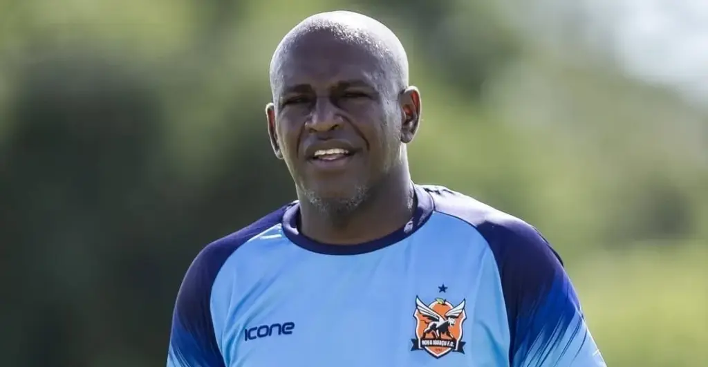 Carlos Vitor durante treino do Nova Iguaçu (Foto: Divulgação-NIFC)