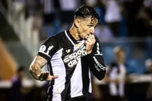 CEARENSE: Ceará vence com gol no finalzinho e mantém 100%