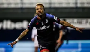 Cuiabá contrata atacante ex-Grêmio que estava em Portugal