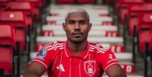 Vasco confirma venda de Rayan e já mira Cuiabano