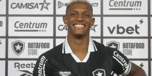 Botafogo correu risco de rescisão com Danilo em meio à crise