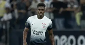 Internacional avança para contratar Félix Torres do Corinthians