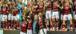 Premiação do Carioca: Flamengo leva R$ 10 mi; Apolinho é homenageado