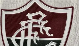 Fluminense busca centroavante de peso para 2026