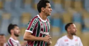 Fluminense vê evolução de Ganso, que pode enfrentar o Flamengo