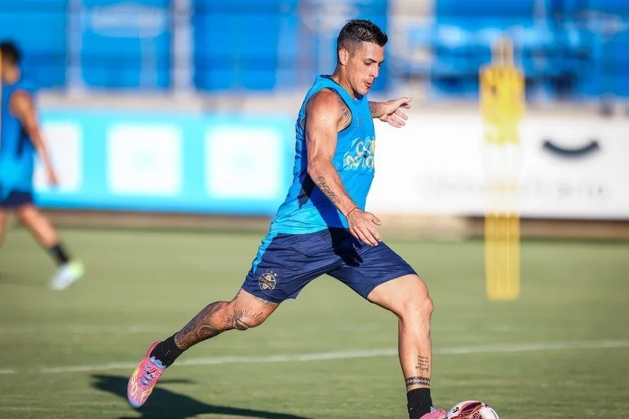 Grêmio perde Pavon por lesão e atacante fica fora até o fim de janeiro (Foto: Caroline Motta/Grêmio)