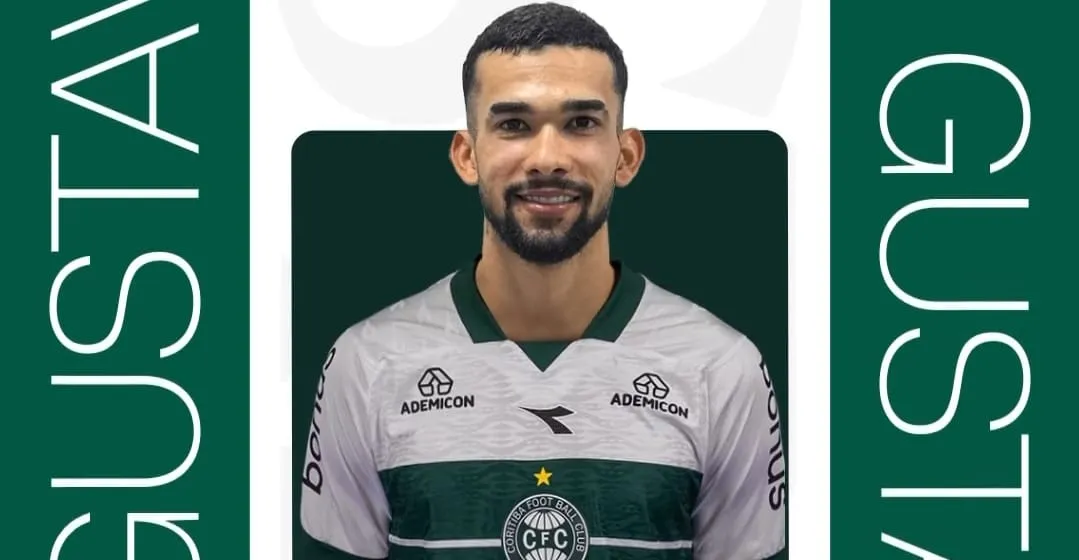 Coritiba oficializa a contratação de Gustavo (Foto: Divulgação-CFC)