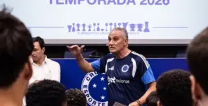 Cruzeiro fecha mercado após chegada de Gerson e aposta na base