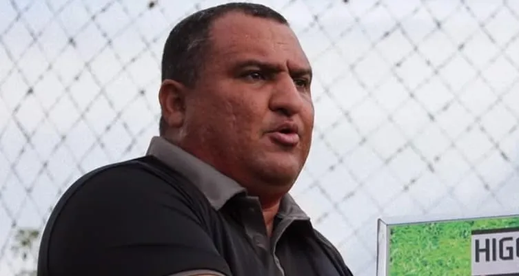 Higor César é oficializado como novo técnico do Esporte de Patos (Foto: Divulgação)