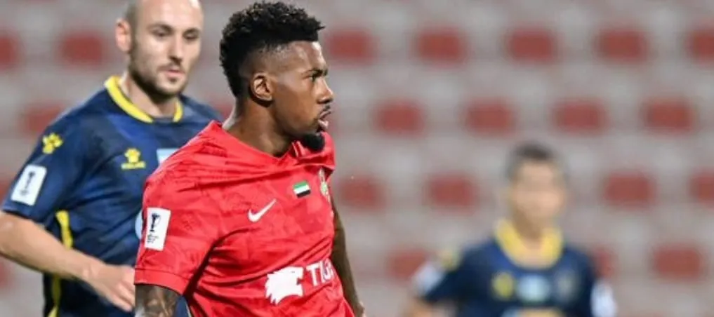 Igor Gomes em ação pelo Shabab Al Ahli