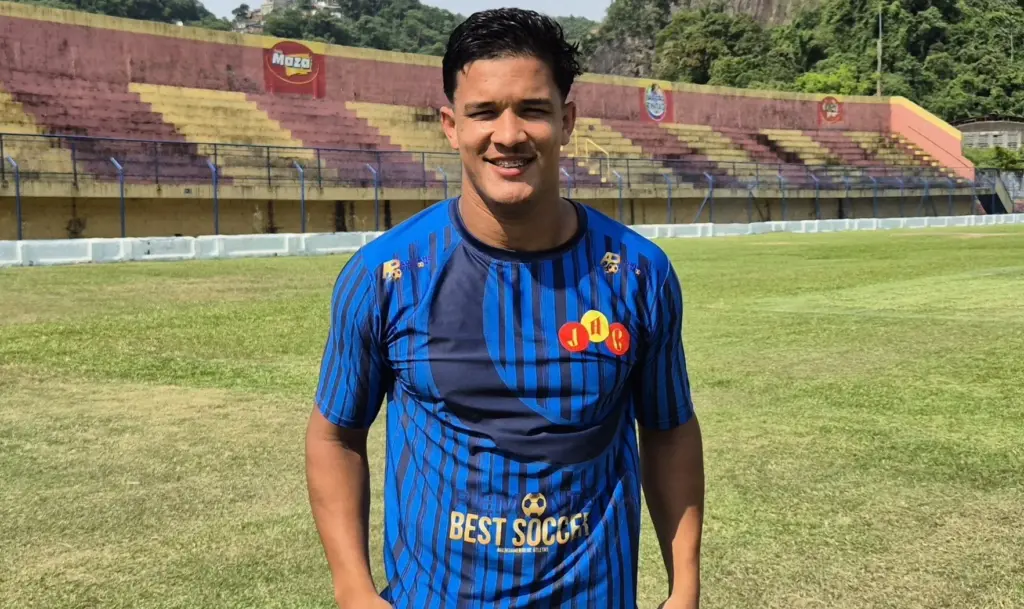 Jabaquara anuncia centroavante Tico Santana para a Série A4