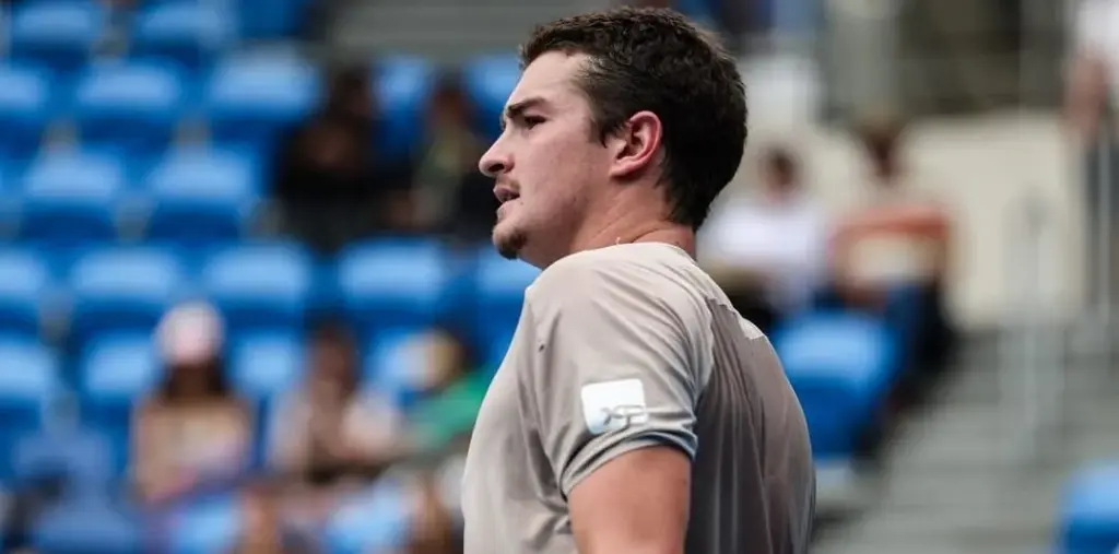 João Fonseca perde para Spizzirri e se despede do Australian Open